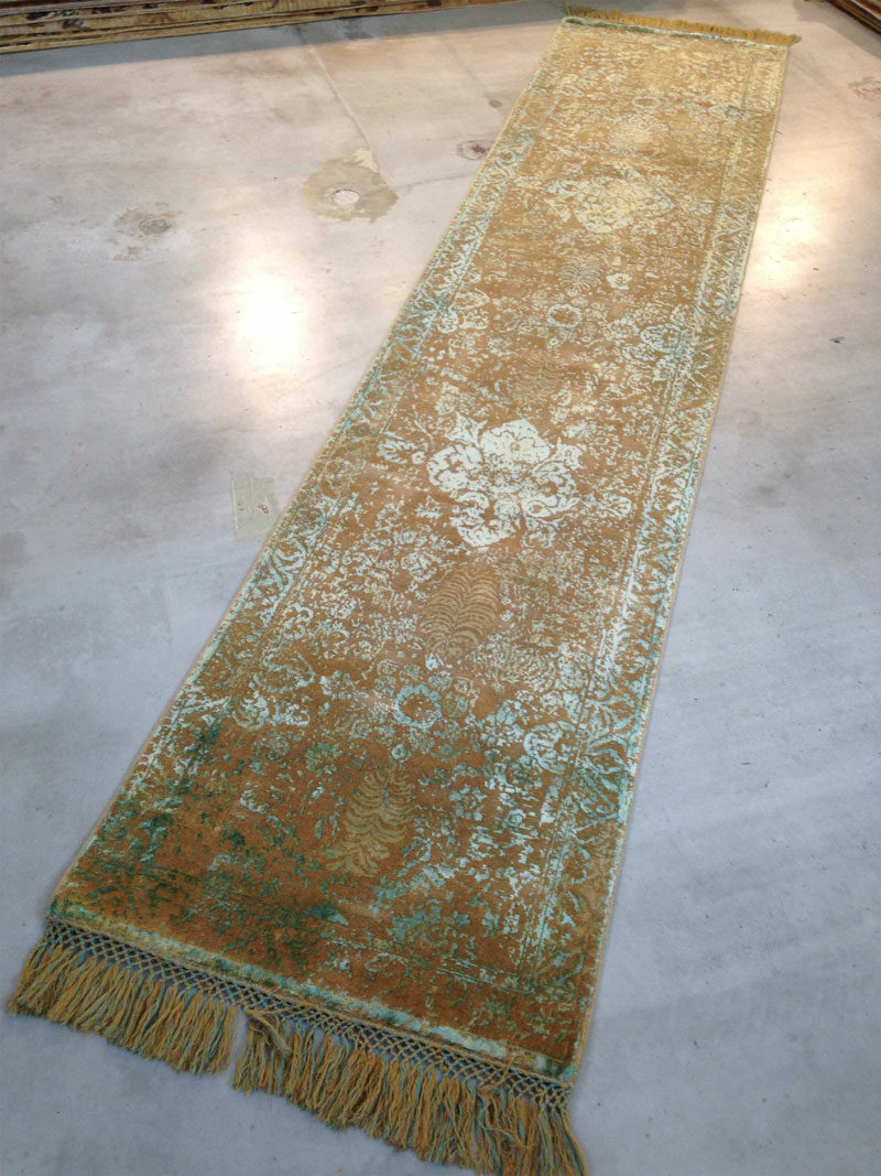 Rajasthan-ZeroPile-01-Runner-Natural-ElectricBlue-400325-80x370
